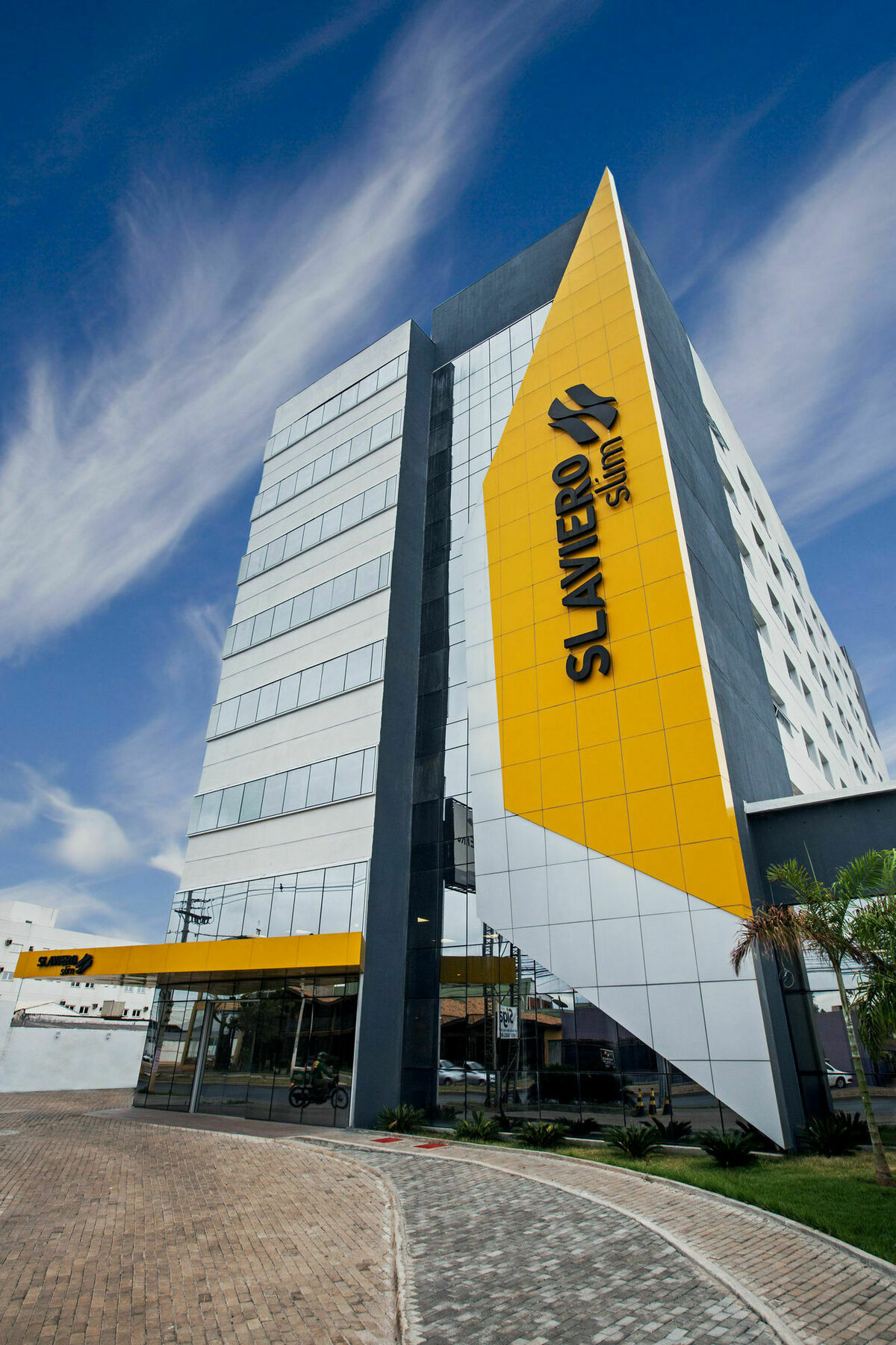 Slim Cuiaba Aeroporto Hotell Exteriör bild